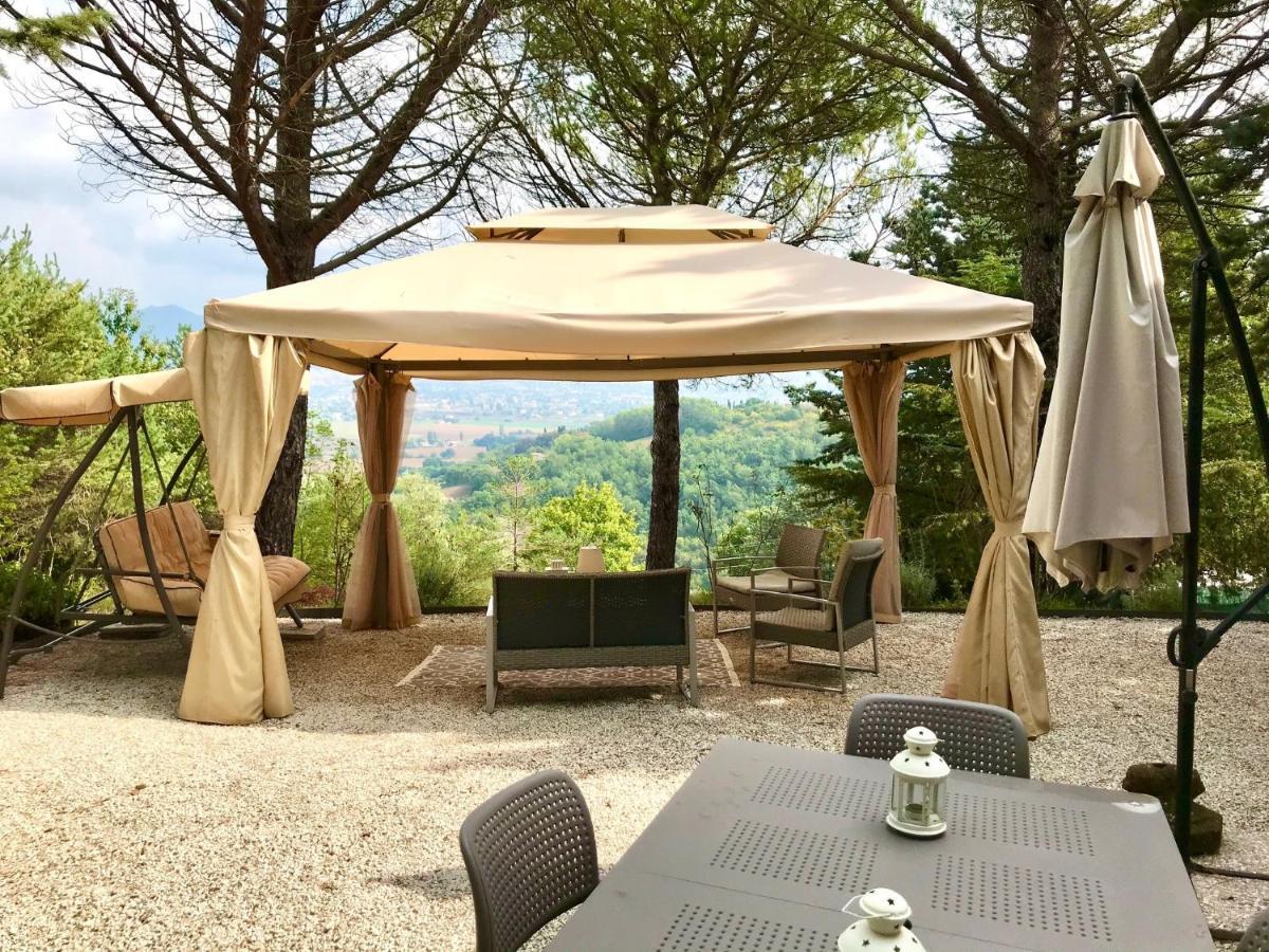 La Panoramica Gubbio - Maison De Charme - Casette E Appartamenti Self Catering Per Vacanze Meravigliose! Exteriér fotografie