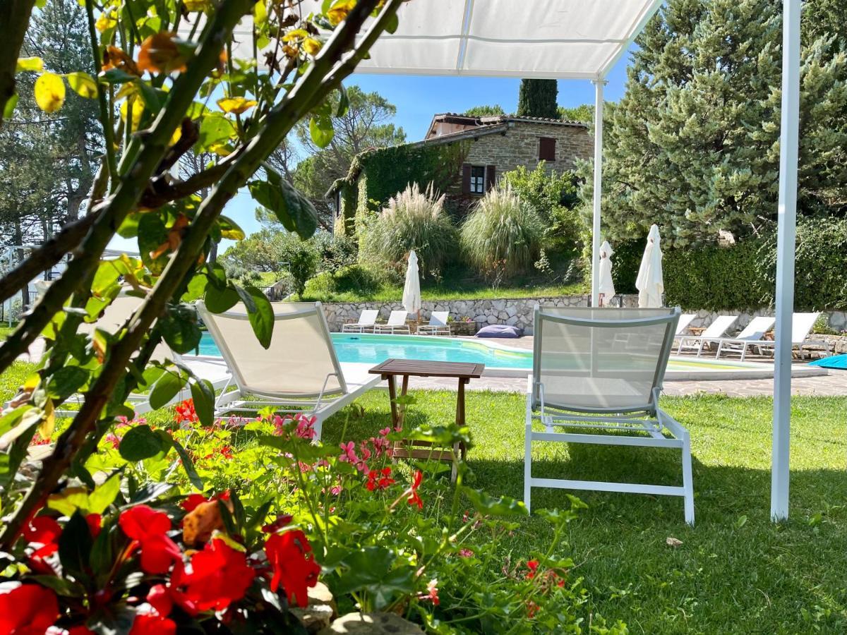 La Panoramica Gubbio - Maison De Charme - Casette E Appartamenti Self Catering Per Vacanze Meravigliose! Exteriér fotografie