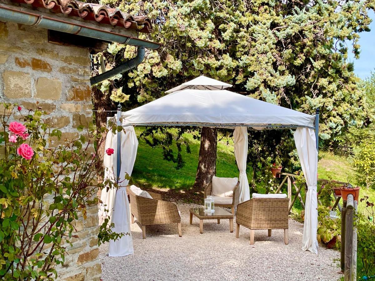 La Panoramica Gubbio - Maison De Charme - Casette E Appartamenti Self Catering Per Vacanze Meravigliose! Exteriér fotografie